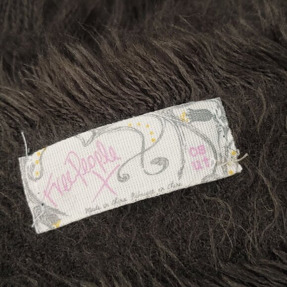 Large Free People Dark Grey Black Fuzzy Scarf Shawl 80 by 30 - Picture 8 of 14